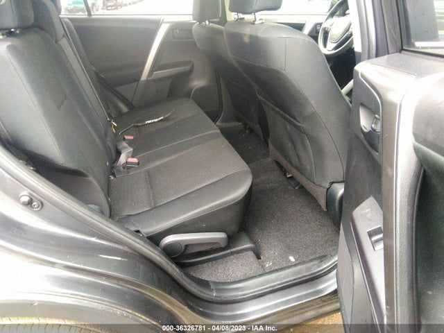 2018 Toyota RAV4, VIN: JTMBFREV2JJ204133