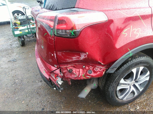 Toyota RAV4 LE 2018 JTMZFREV9JD119318 Image 7
