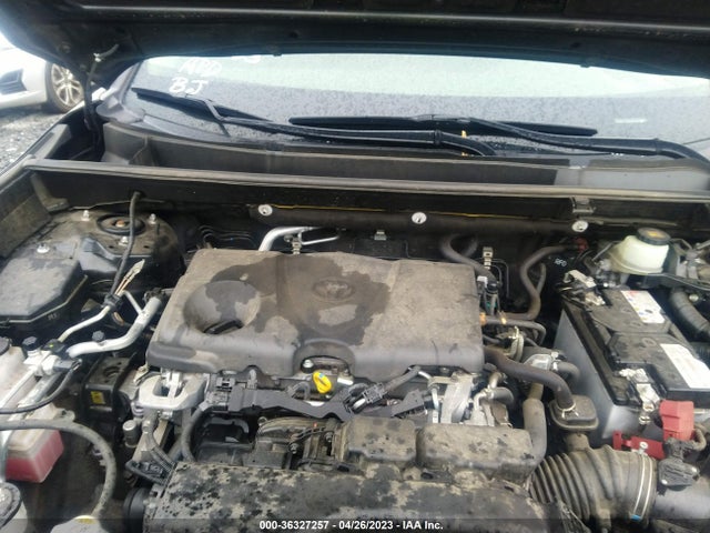 Toyota RAV4 LE 2020 JTMF1RFV8LD054254 Image 11