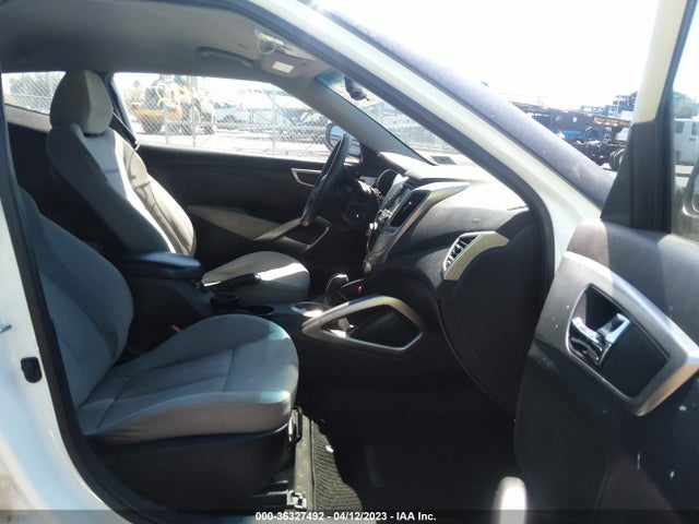 2013 HYUNDAI VELOSTER W/GRAY INT VIN: KMHTC6AD1DU096434