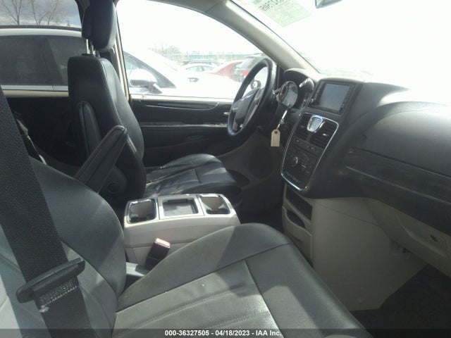 2C4RC1BG0ER443289 Chrysler Town & Country Touring