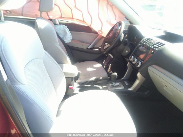 JF2SJAEC2HH497260 Subaru Forester Premium