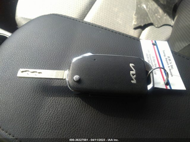 KNDJ23AU5N7837391 KIA SOUL LX