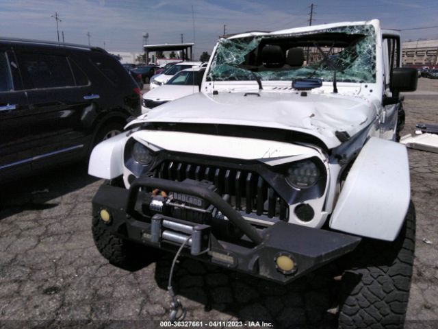 1C4BJWEGXGL305092 Jeep Wrangler Unlimited Sahara