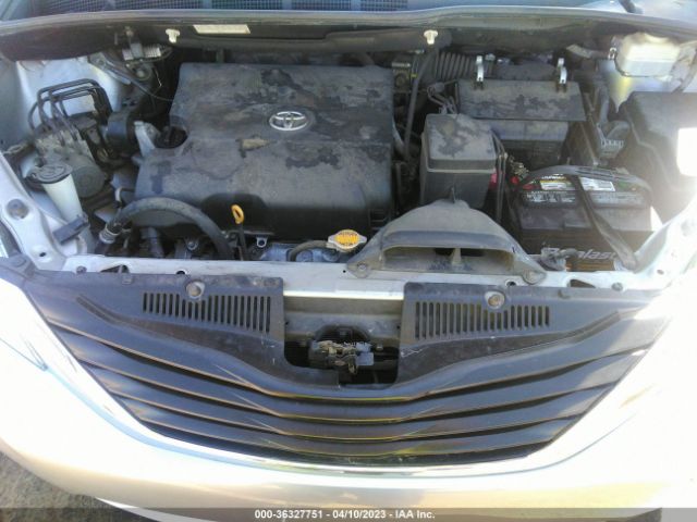 5TDKK3DC5ES430362 Toyota SIENNA LE