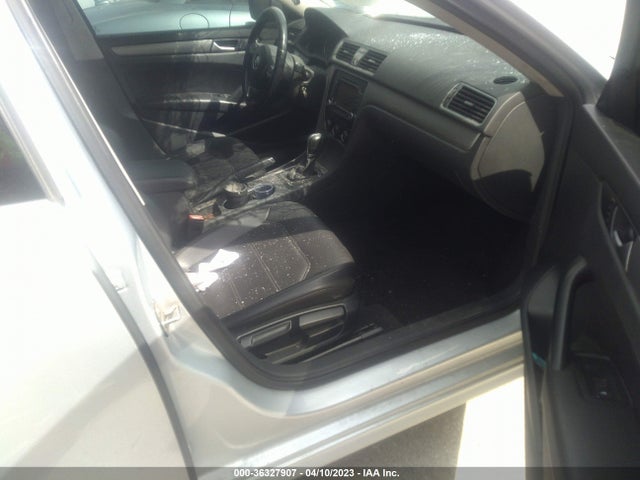1VWBV7A34FC095520 Volkswagen Passat 2.0l Tdi Se W/sunroof