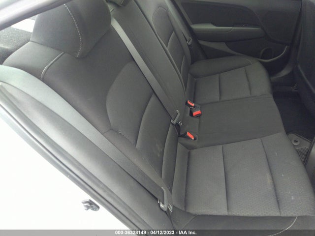 Hyundai Elantra Value Edition 2018 5NPD84LF7JH350988 Image 9