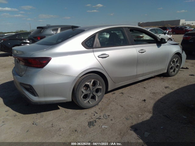 2019 KIA FORTE LXS VIN: 3KPF24AD1KE007398