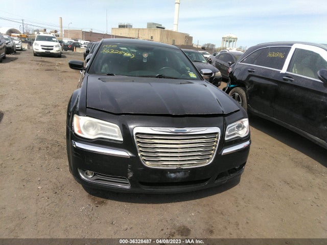 2C3CCAAG9EH264881 Chrysler 300