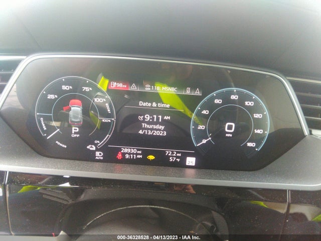 2019 Audi e-tron, VIN: WA1VAAGE1KB014694