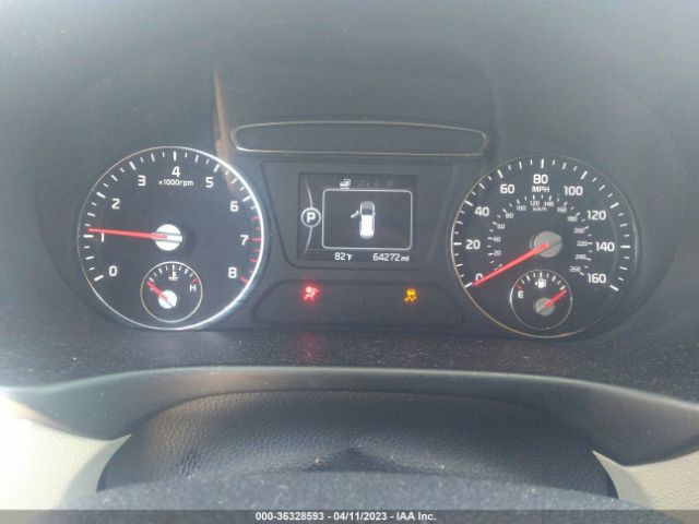 5XYPGDA54GG009543 KIA SORENTO LX