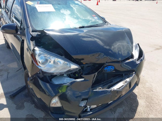 Toyota Prius C One/three/two/four 2014 JTDKDTB3XE1066241 Image 7
