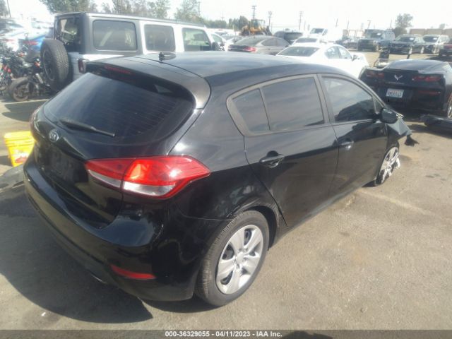 KNAFK5A80G5573139 KIA Forte 5-door Lx
