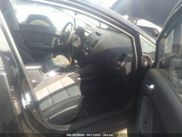 KNAFK5A80G5573139 KIA Forte 5-door Lx