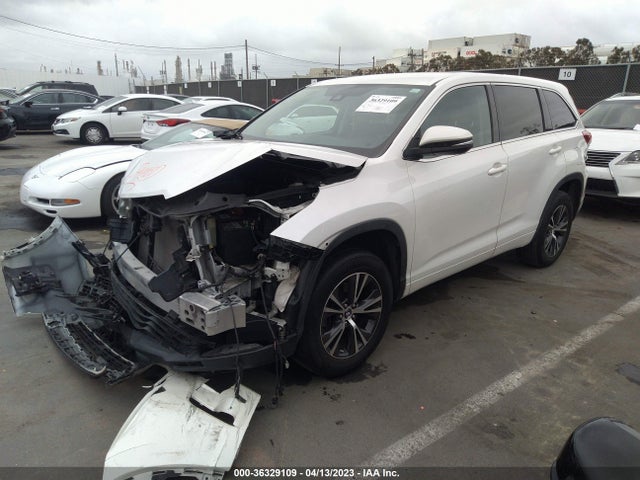 Toyota Highlander Le 2018 5TDZZRFH3JS249681 Image 2