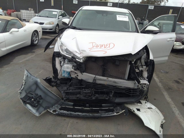 Toyota Highlander Le 2018 5TDZZRFH3JS249681 Image 7