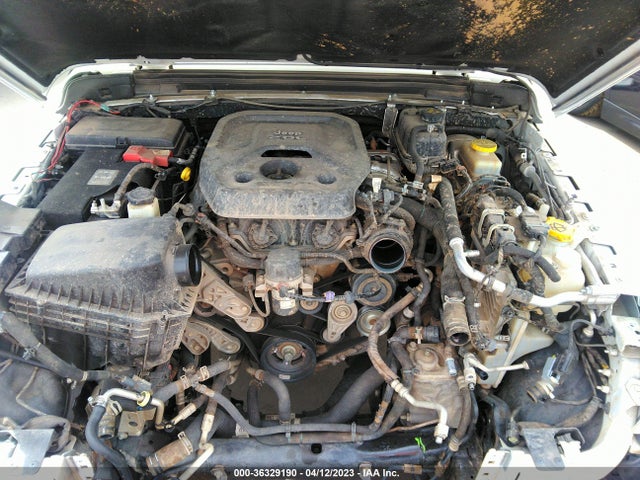 1C4HJXEN6KW688339 Jeep Wrangler Unlimited Sahara