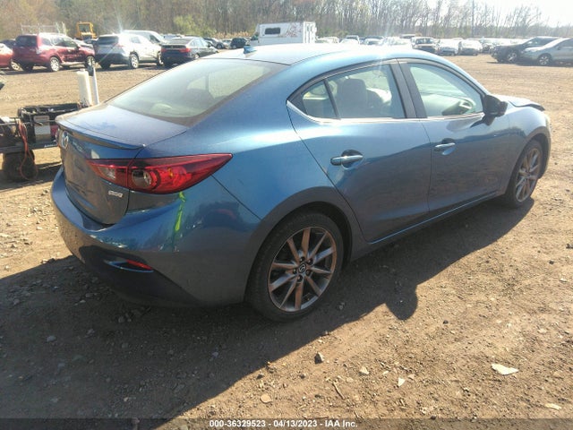 2018 MAZDA MAZDA3 4-DOOR TOURING VIN: 3MZBN1V38JM264954