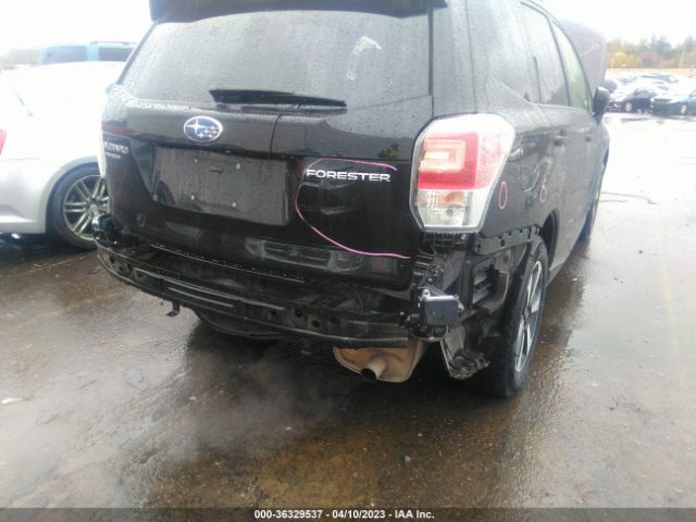JF2SJAGC6JH554384 Subaru Forester Premium