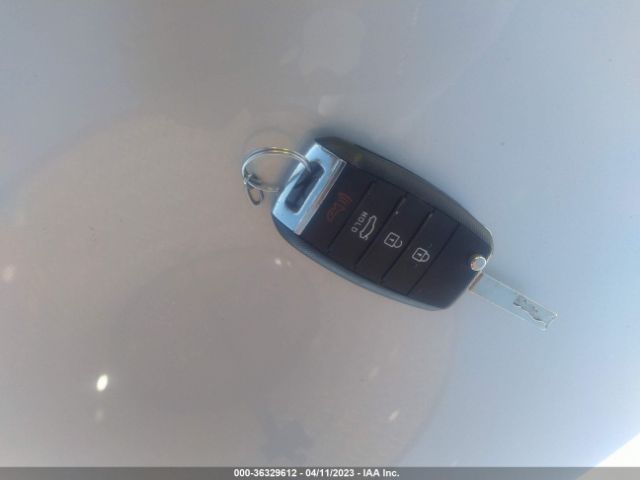 3KPA24AB4KE215493 KIA RIO S