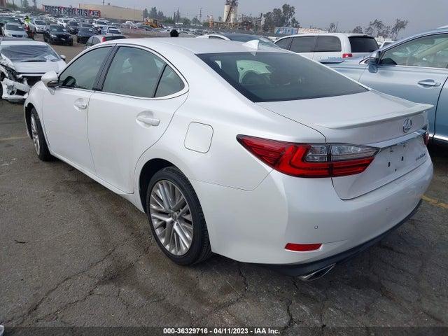 JTHBK1GG7G2215111 Lexus ES 350