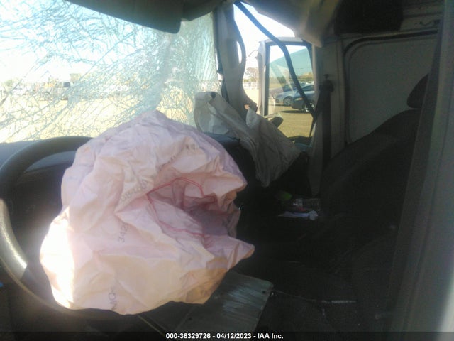 3C6TRVAG2KE547073 RAM Promaster Cargo Van