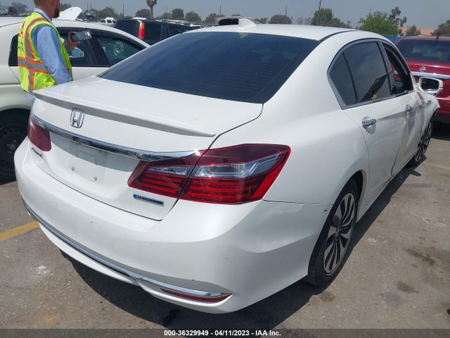 2017 Honda Accord, VIN: JHMCR6F53HC019210