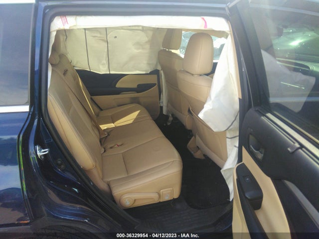 2016 TOYOTA HIGHLANDER XLE VIN: 5TDJKRFH8GS277499
