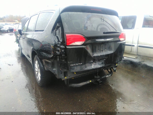 2C4RC1BG5HR576635 Chrysler Pacifica Touring-l