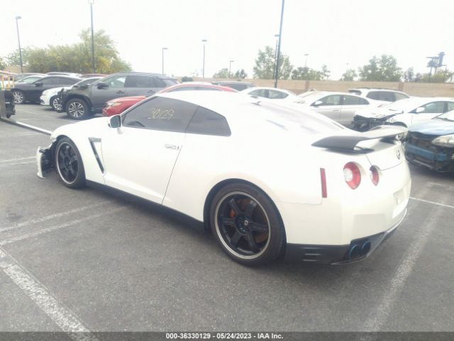 JN1AR5EG8EM110004 Nissan Gt-r Track Edition