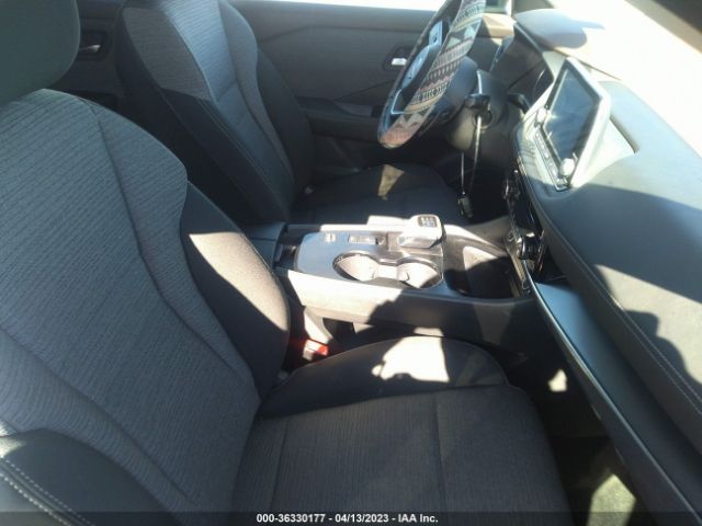 5N1BT3BA7NC681055 Nissan ROGUE SV