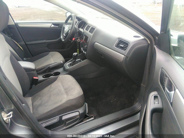 3VW2B7AJ0JM236100 Volkswagen Jetta 1.4t S