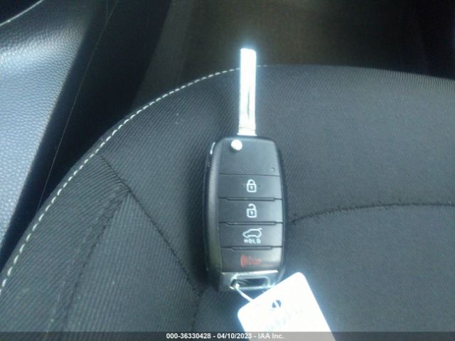 KNDJP3A50H7429847 KIA SOUL +