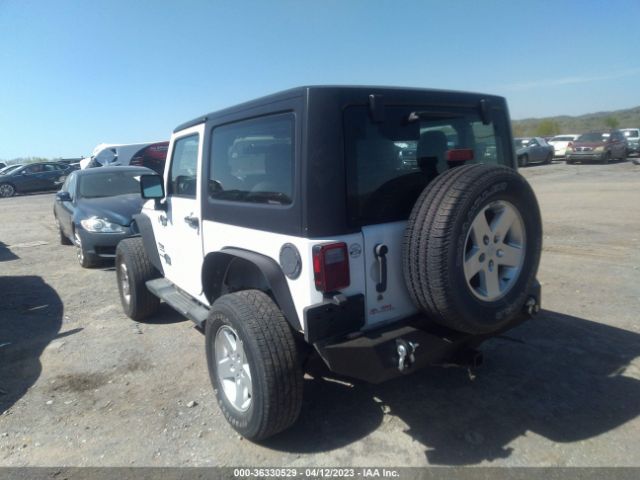 1C4AJWAG2EL323455 Jeep Wrangler Sport
