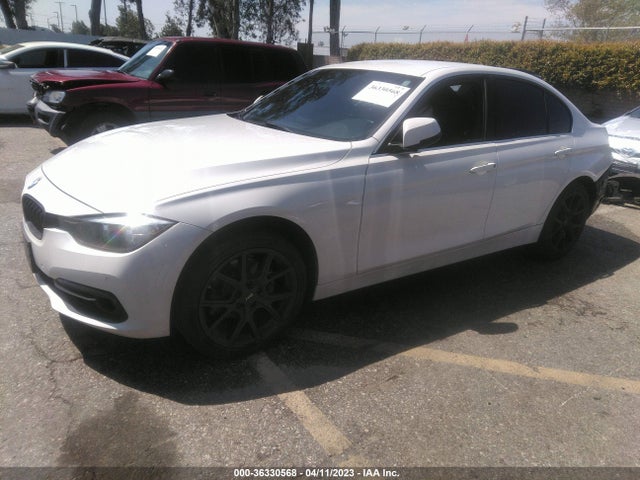 BMW 3 Series 330i 2017 WBA8B9G3XHNU55242 Image 2