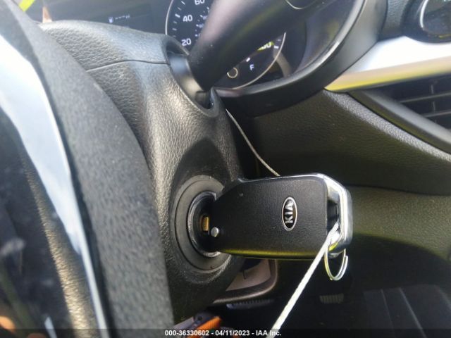 3KPF24AD2LE171230 KIA Forte Lxs