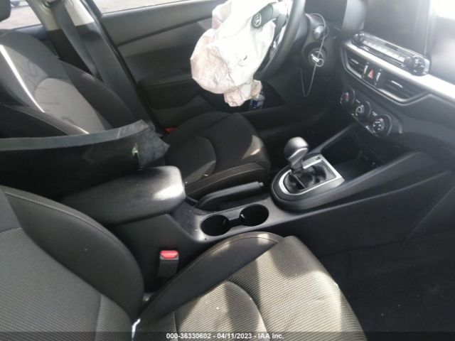 3KPF24AD2LE171230 KIA Forte Lxs