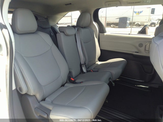 2021 TOYOTA SIENNA XLE VIN: 5TDYRKEC1MS040825