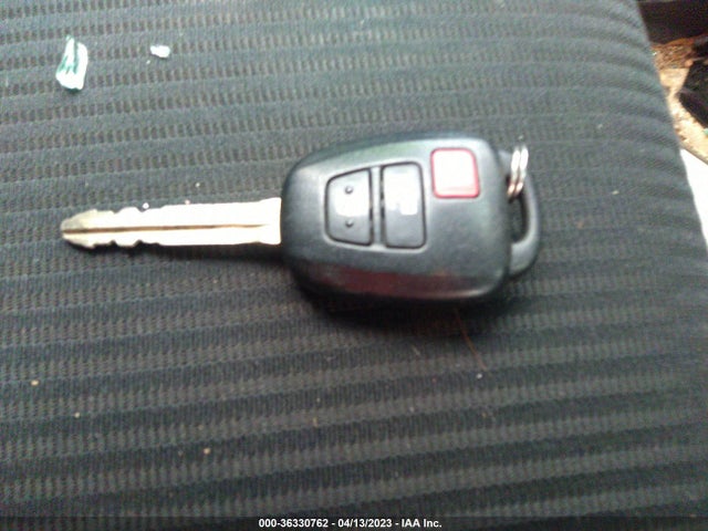 Toyota RAV4 LE 2018 2T3ZFREV7JW491727 Image 8