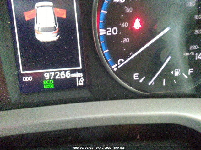 Toyota RAV4 LE 2018 2T3ZFREV7JW491727 Image 4