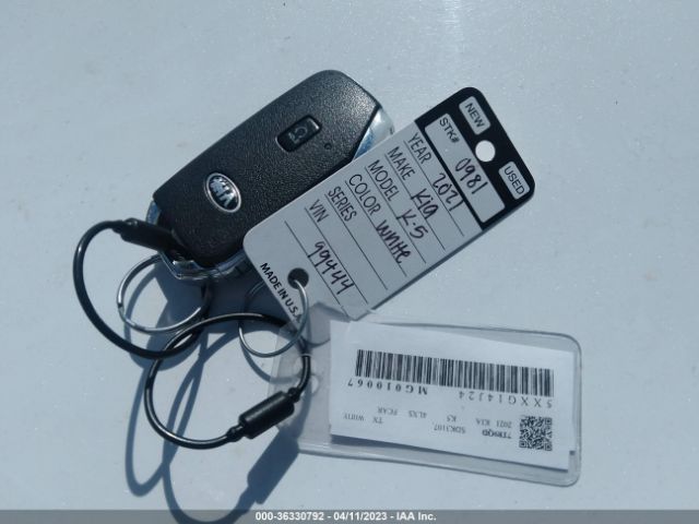 5XXG14J24MG010067 KIA K5 LXS