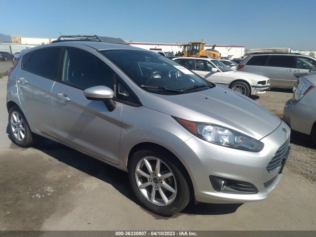 2019 3FADP4EJ4KM134103 main image