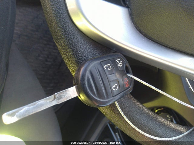Ford FIESTA SE 2019 3FADP4EJ4KM134103 Image 3
