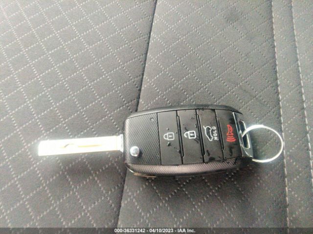 5XYPGDA36LG668846 KIA SORENTO LX