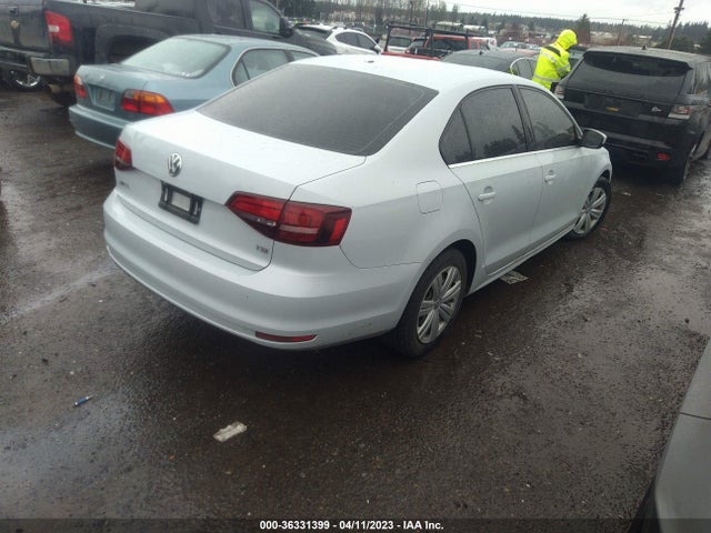 3VW167AJ8HM333491 Volkswagen Jetta 1.4t S