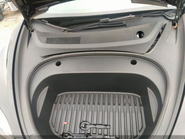 5YJ3E1EA8NF352239 Tesla MODEL 3
