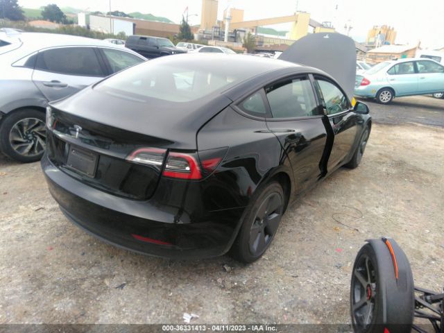 5YJ3E1EA8NF352239 Tesla MODEL 3