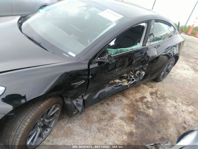 5YJ3E1EA8NF352239 Tesla MODEL 3
