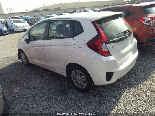 Honda FIT LX 2015 3HGGK5H59FM722306 Image 3