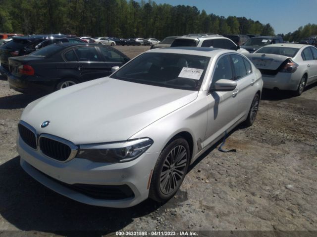WBAJR3C08LCE01323 BMW 5 Series 530i